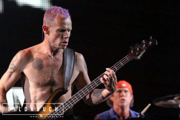 Red-Hot-Chili-Peppers-6