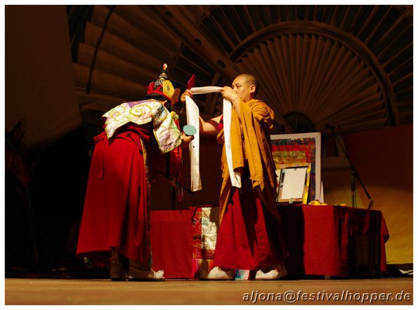 tff-2012l--tashi-lhunpo-monks--7