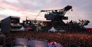 0674_whitestboyalive_mainstage_595