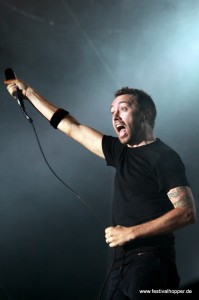 rise-against tim-mcilrath highfield 2011