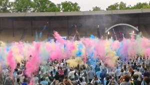 Holi2013_Berlin_01.jpg