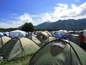 mein zelt steht schon CRS-camp