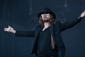 Frontmann Jared Leto lässt auf dem Pinkpop seine Entertainer-Qualitäten durchblicken Bild: © Saskia Bosch