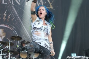 Arch-Enemy-Alissa White-Gluz-wz-4I7508