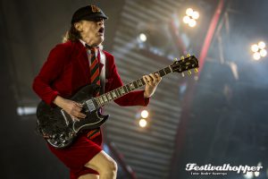 AC/DC mit Axel Rose im Hamburger Volksparkstadion