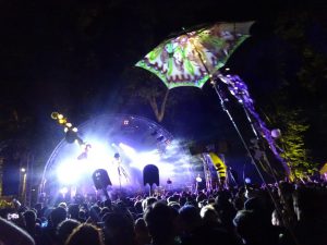 Gelaende_Nacht_2_AppletreeGarden2016