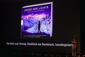 jaeger-des-lichts-cover-vortrag-6499