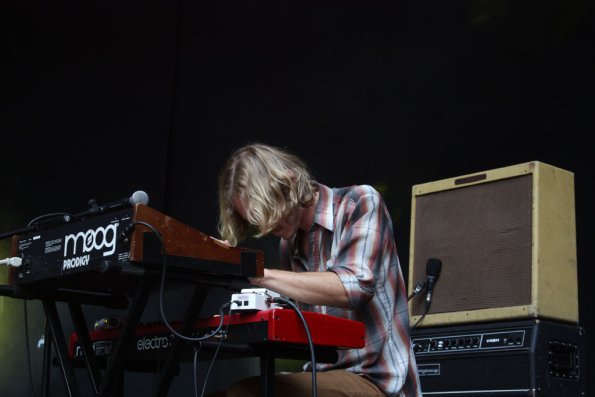 Appletree Steaming Satellites 02
