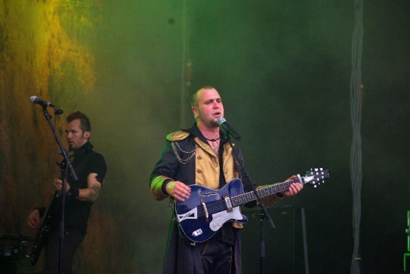 09-08-02_bigdayout_519_schandmaul_800x600