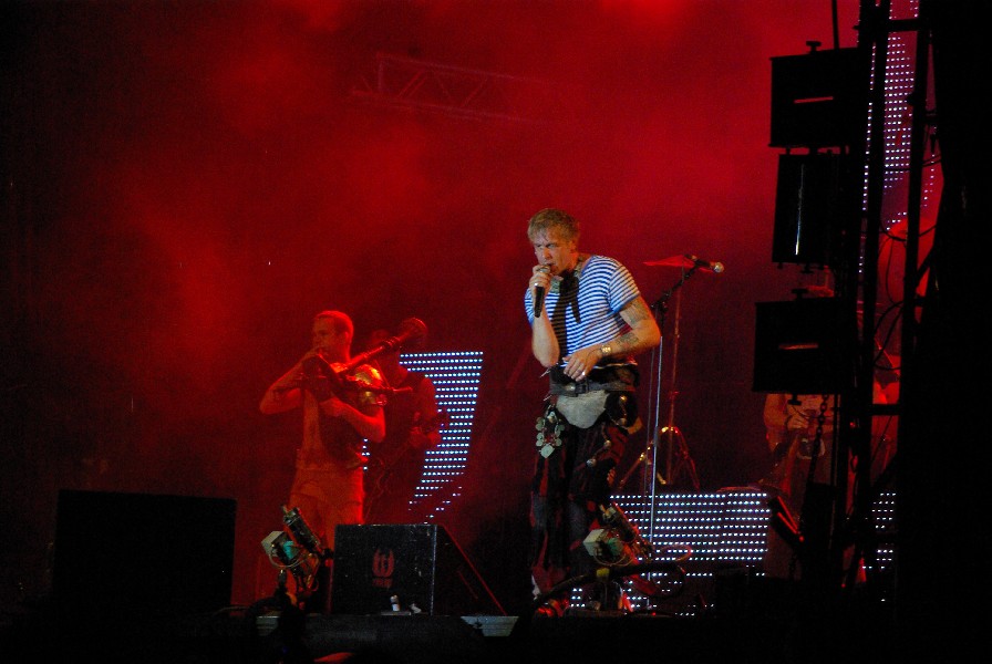 09-08-02_bigdayout_967_inextremo_800x600