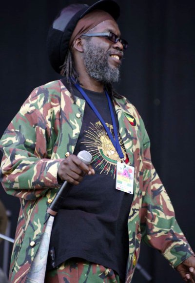 Macka B