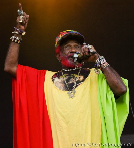 chiemsee-reggae-summer-2011-Lee-Scratch-Perry---2