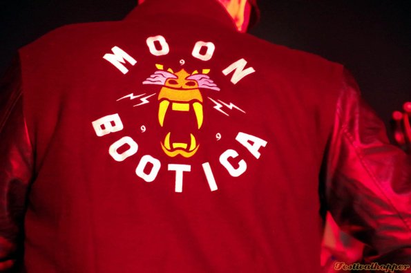 Moonbootica-P7798