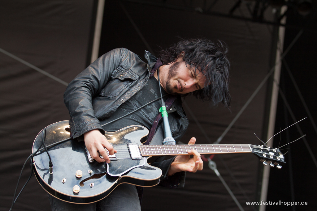 reignwolf-hurricane2014-5714