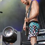 C Juicy Beats 2013 Crystal Fighters 01