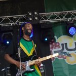 D Juicy Beats 2013 Macka B 2