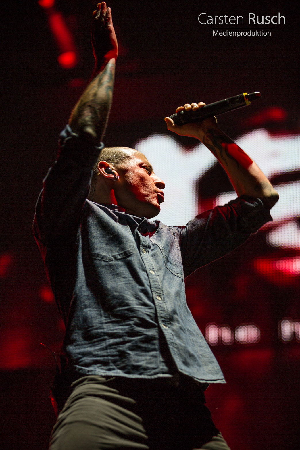 Linkin-Park_3922_cr_web