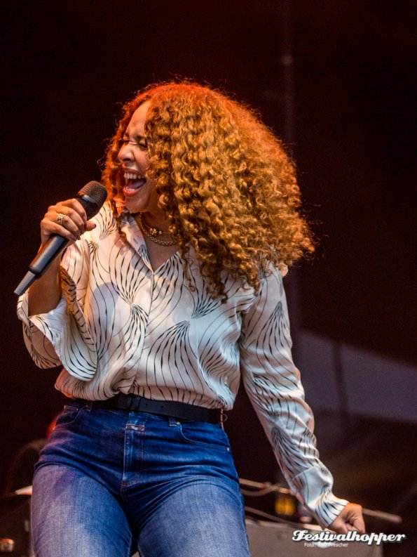joy denalane lolla2022