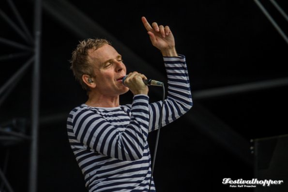 belle-sebastian-lolla-2015-0511