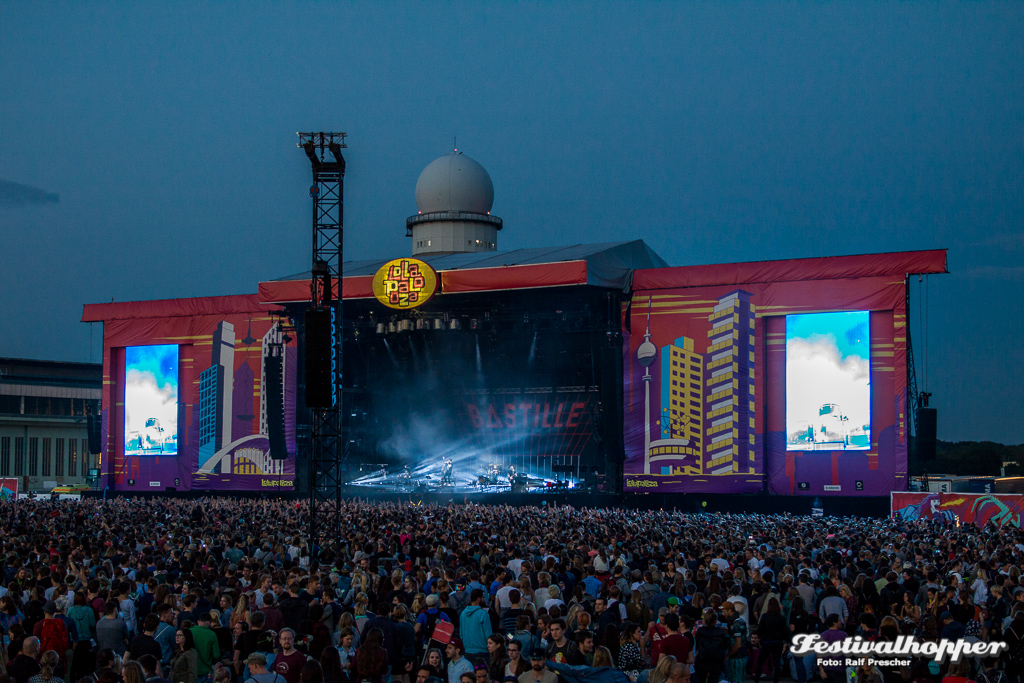 bastille-lolla-2015-0188