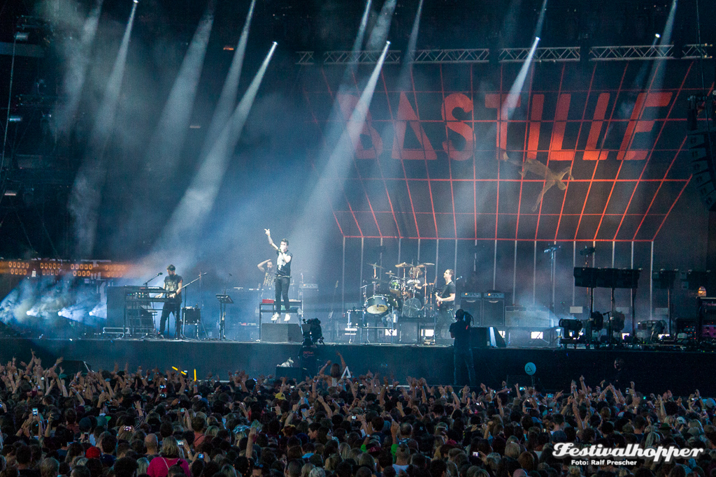 bastille-lolla-2015-0195