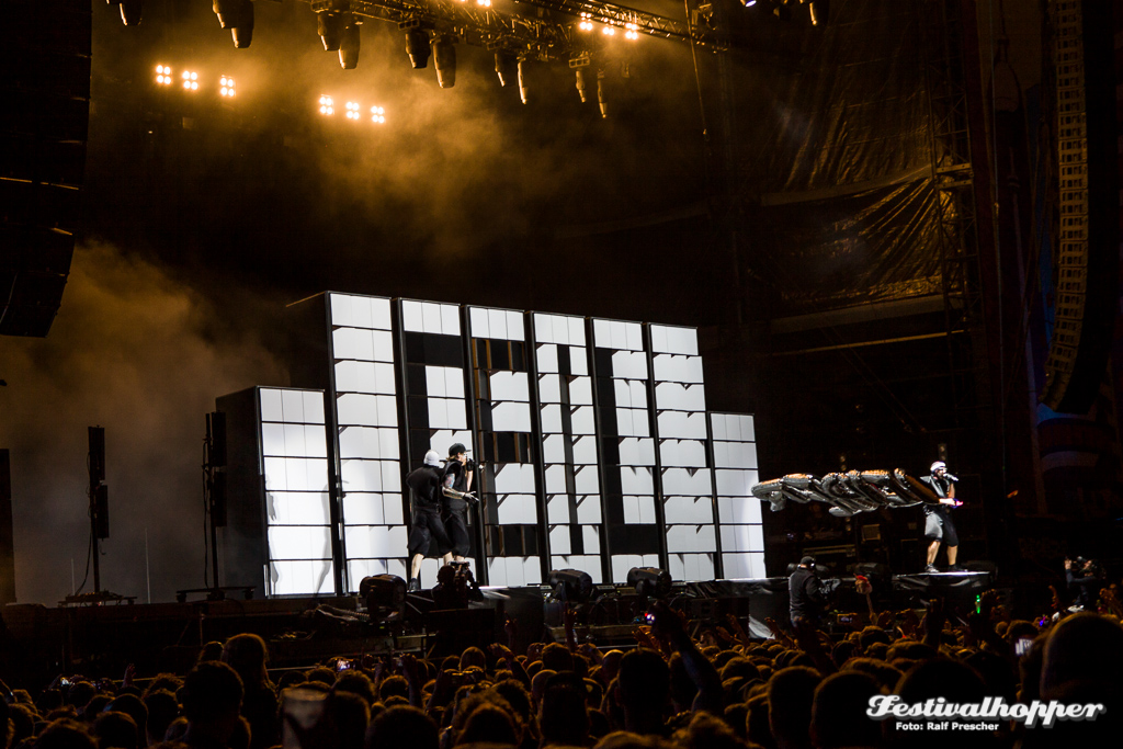 deichkind-lolla-2015-0279