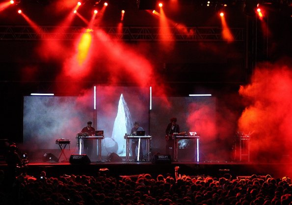 0869_Moderat_MainStage