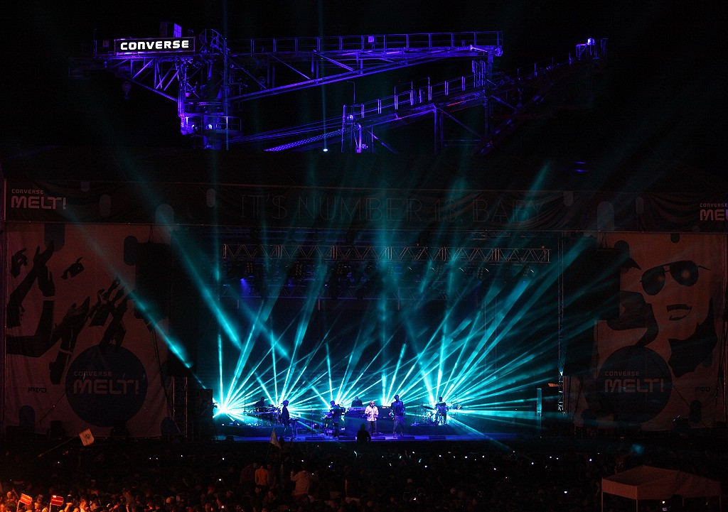 2146_MassiveAttack_MainStage