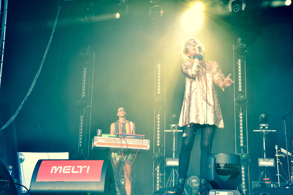 05_MELT2013_FR_Austra