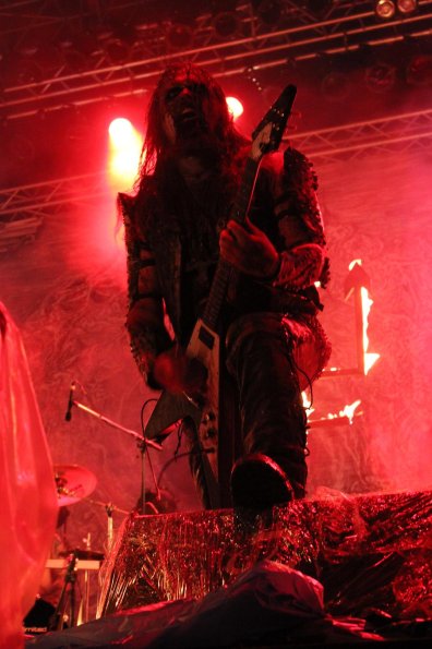 Watain4