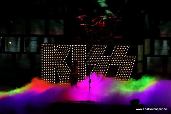 rar10-kiss-22