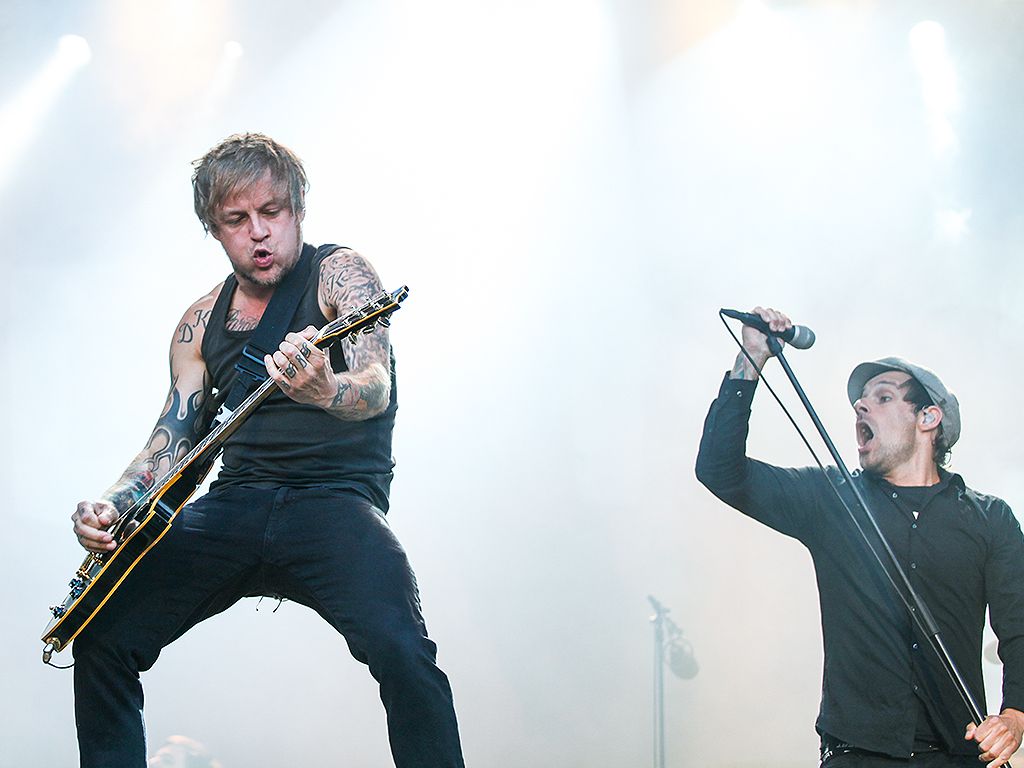 donots_reloadfestival_2013