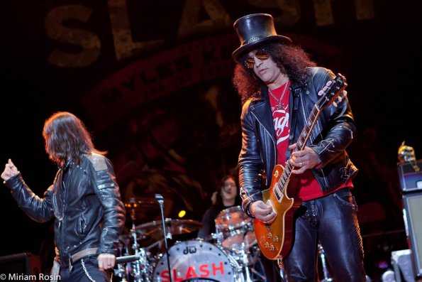 Slash-09-6327