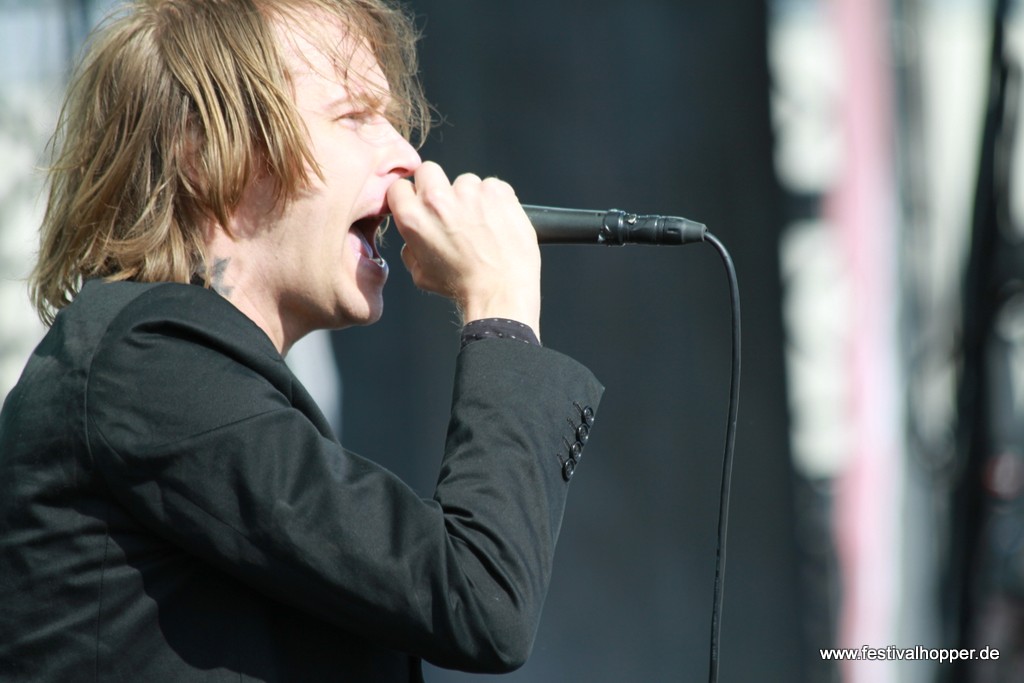 refused-rar-2012-4198