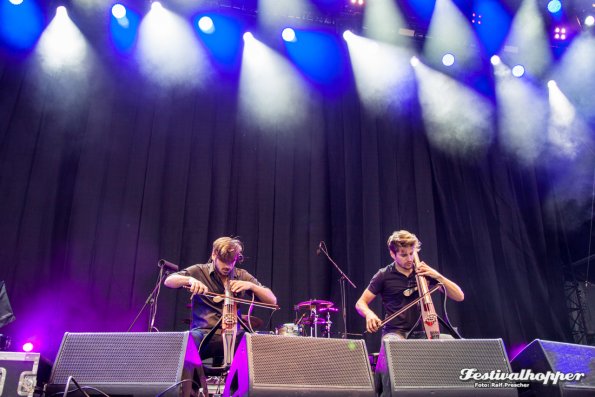 2CELLOS-RAR2017-0011