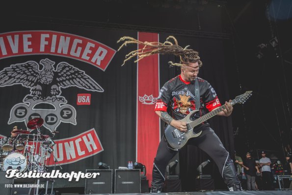 FiveFingerDeathPunch_9805