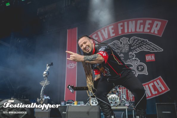 FiveFingerDeathPunch_9871