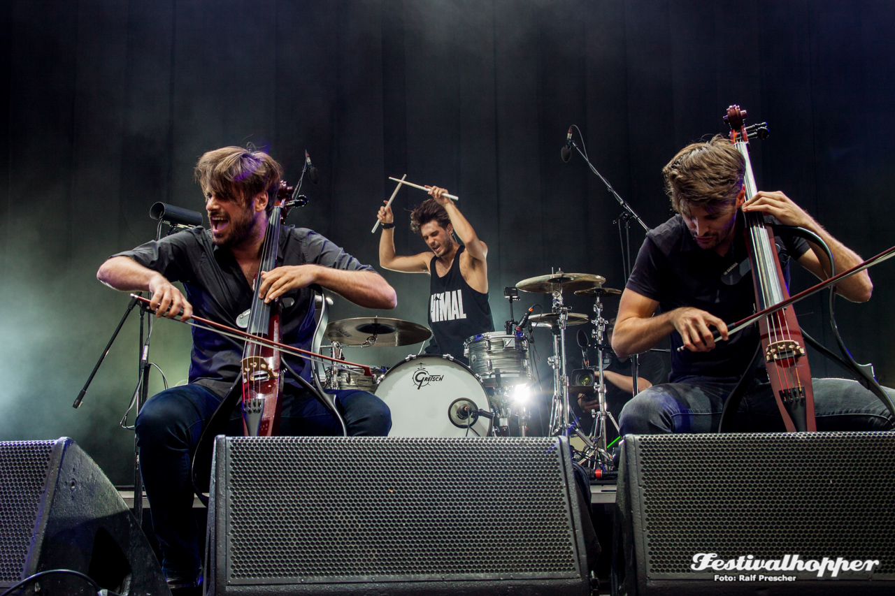 2CELLOS-RAR2017-0037