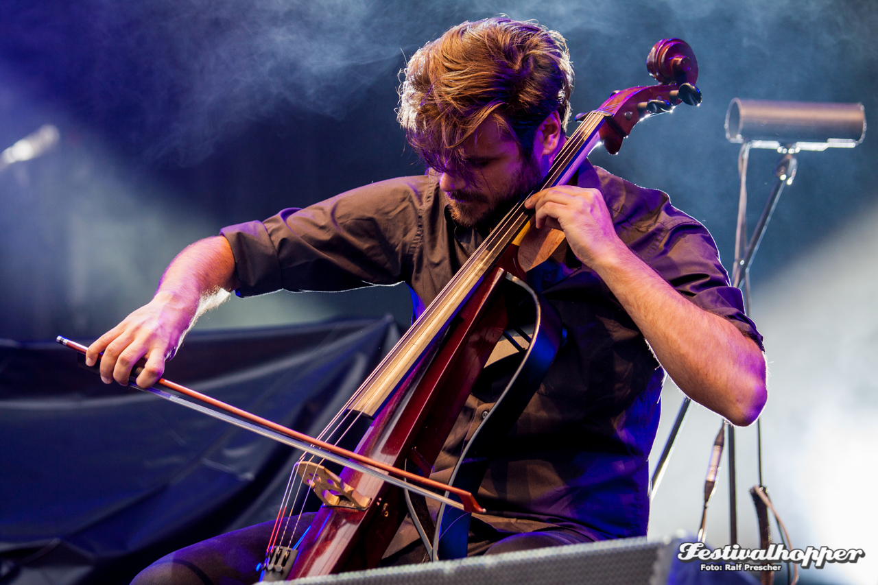 2CELLOS-RAR2017-9996