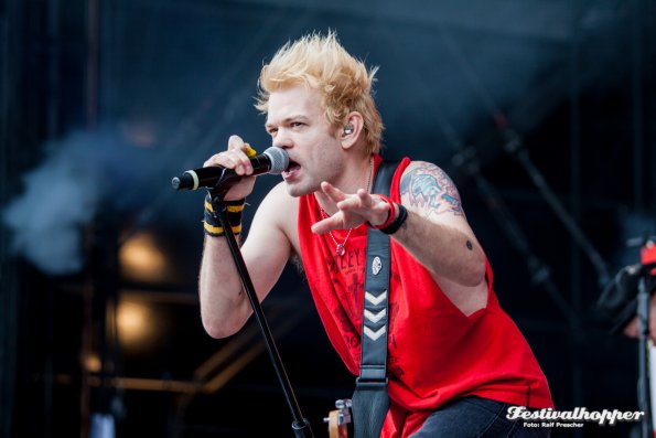 SUM41-RAR2017-0572