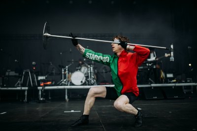 Cage the Elephant