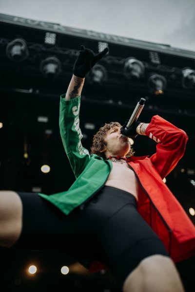 Cage the Elephant
