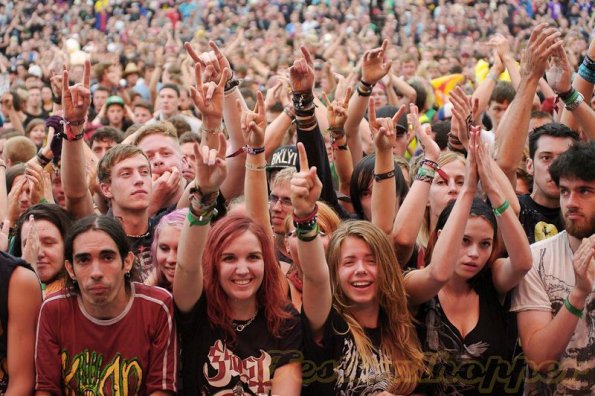 rocknheim2013--HeavenShallBurn---0485