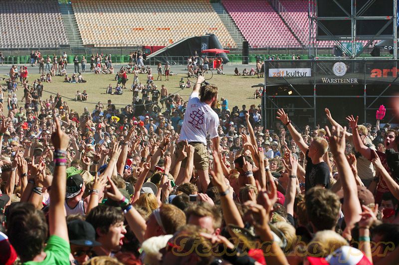 rocknheim2013--enter-shikari---8826