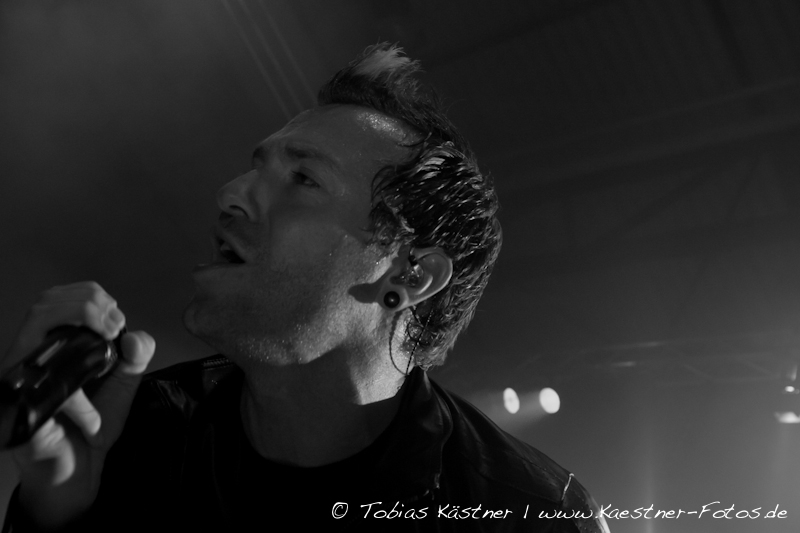 RWL2011-Thousand Foot Krutch-8