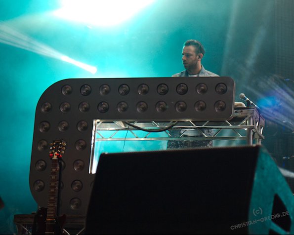 Serengeti 2013 04 Chase &amp; Status