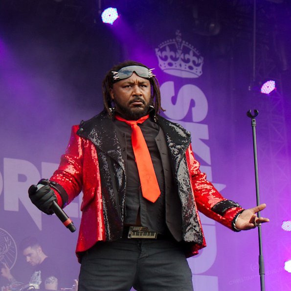 Serengeti 2013 22 Skindred