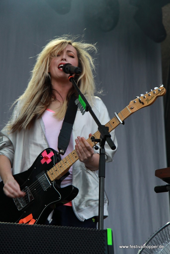 the-ting-tings-1973