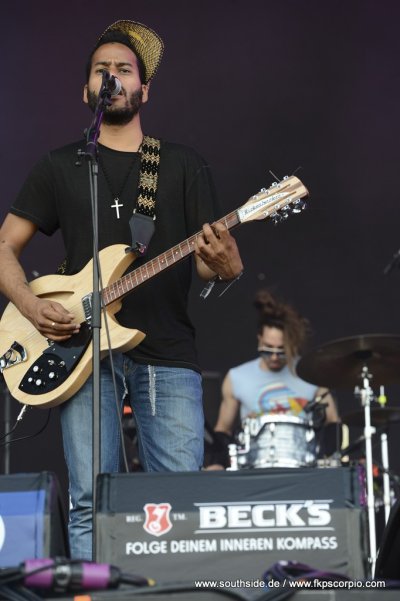 Twin Shadow