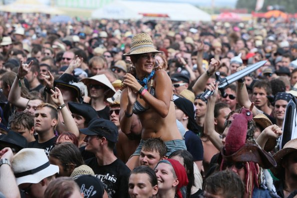 Alestorm FansY5816